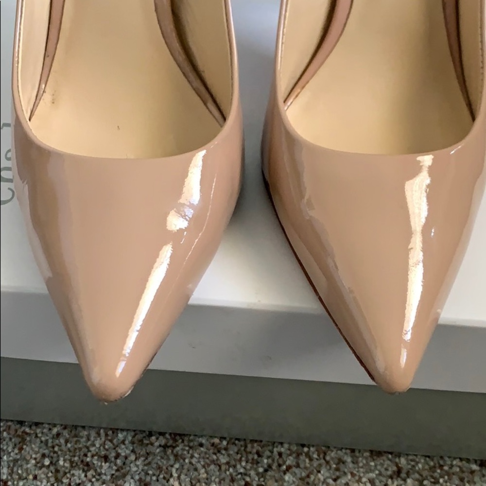 🔥CHARLES DAVID ROSE PATENT SWAY PUMPS🔥 - Picture 5 of 7